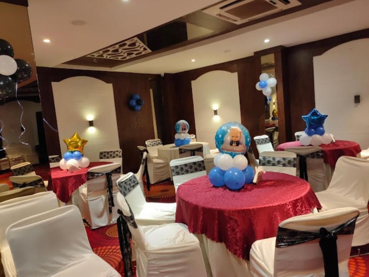 Hotel Vinayak Palace Bilāspur Екстериор снимка